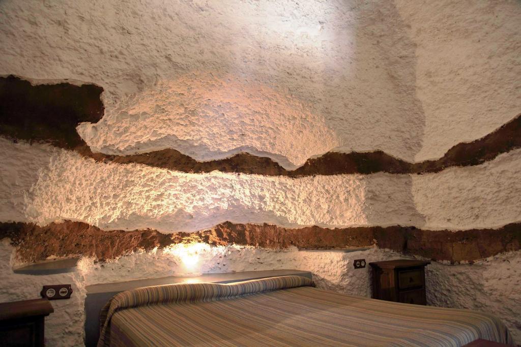 Cuevas Del Zenete Apartment Alcudia de Guadix Ngoại thất bức ảnh