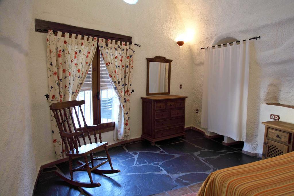 Cuevas Del Zenete Apartment Alcudia de Guadix Ngoại thất bức ảnh
