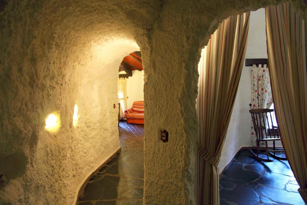 Cuevas Del Zenete Apartment Alcudia de Guadix Ngoại thất bức ảnh