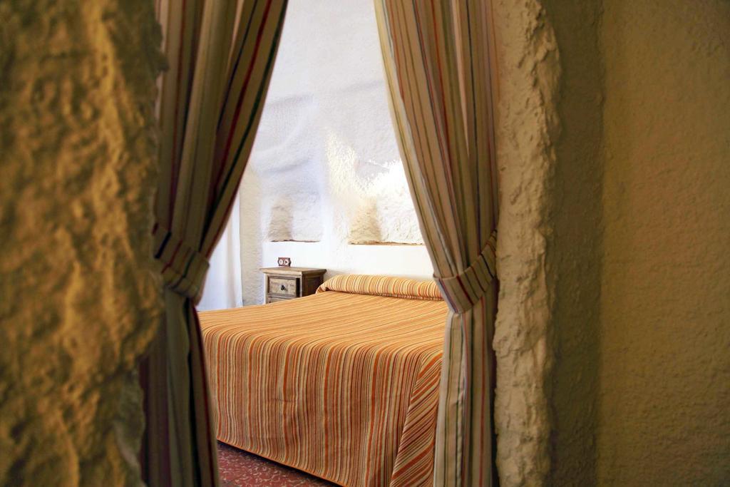 Cuevas Del Zenete Apartment Alcudia de Guadix Ngoại thất bức ảnh
