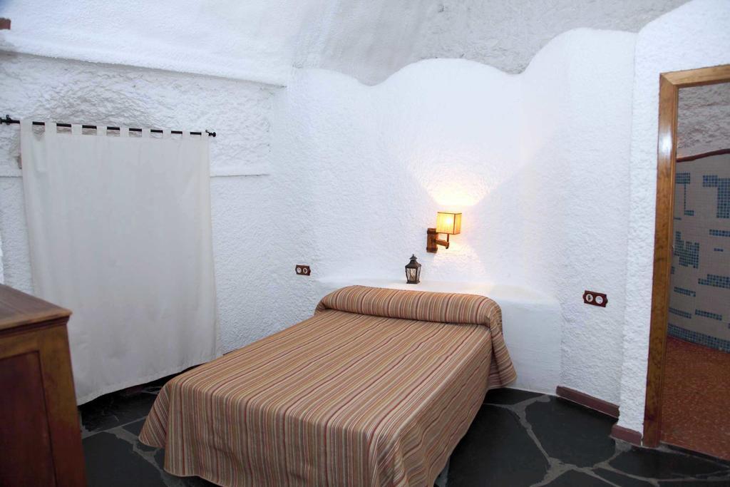Cuevas Del Zenete Apartment Alcudia de Guadix Ngoại thất bức ảnh