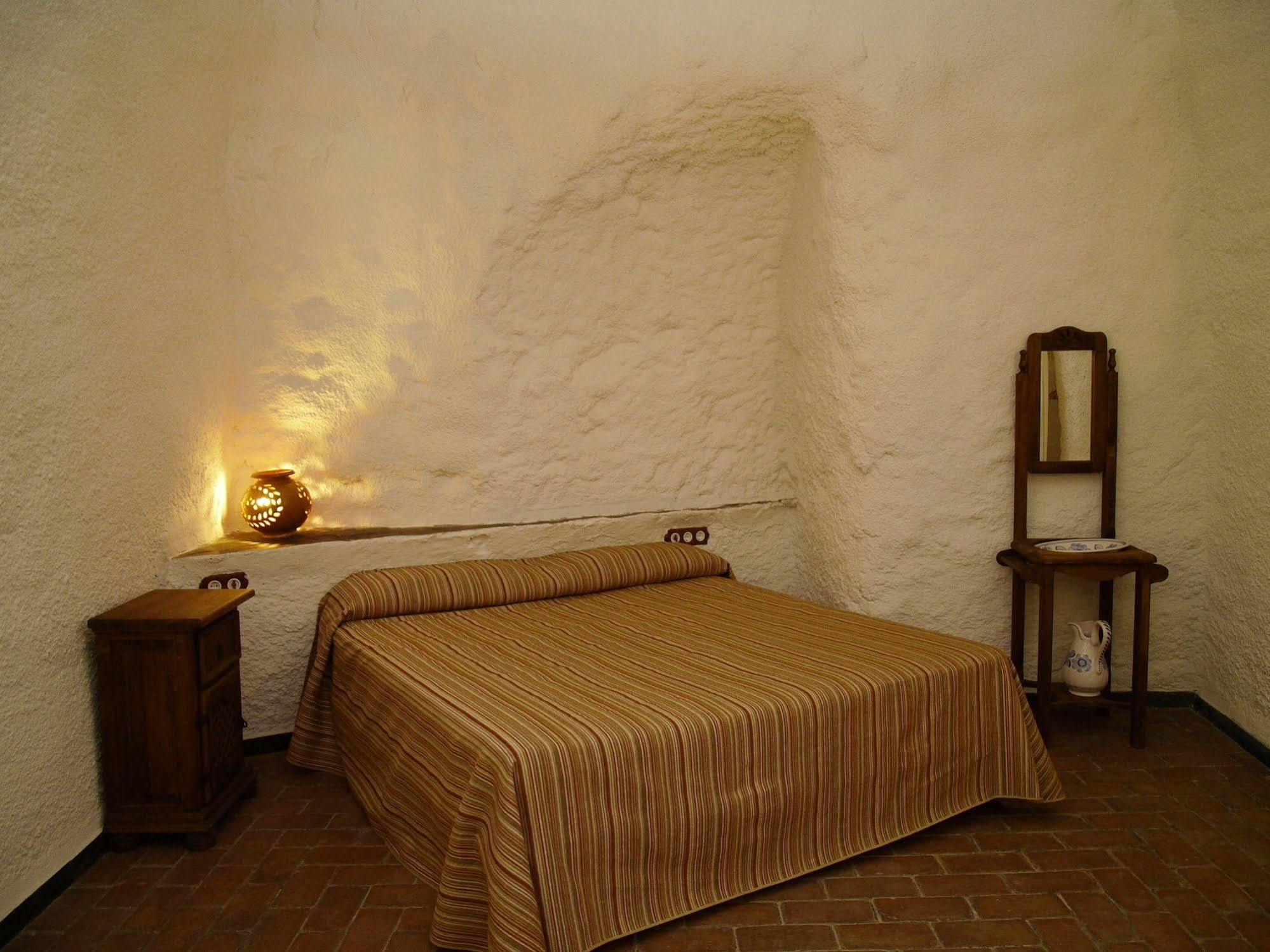 Cuevas Del Zenete Apartment Alcudia de Guadix Ngoại thất bức ảnh